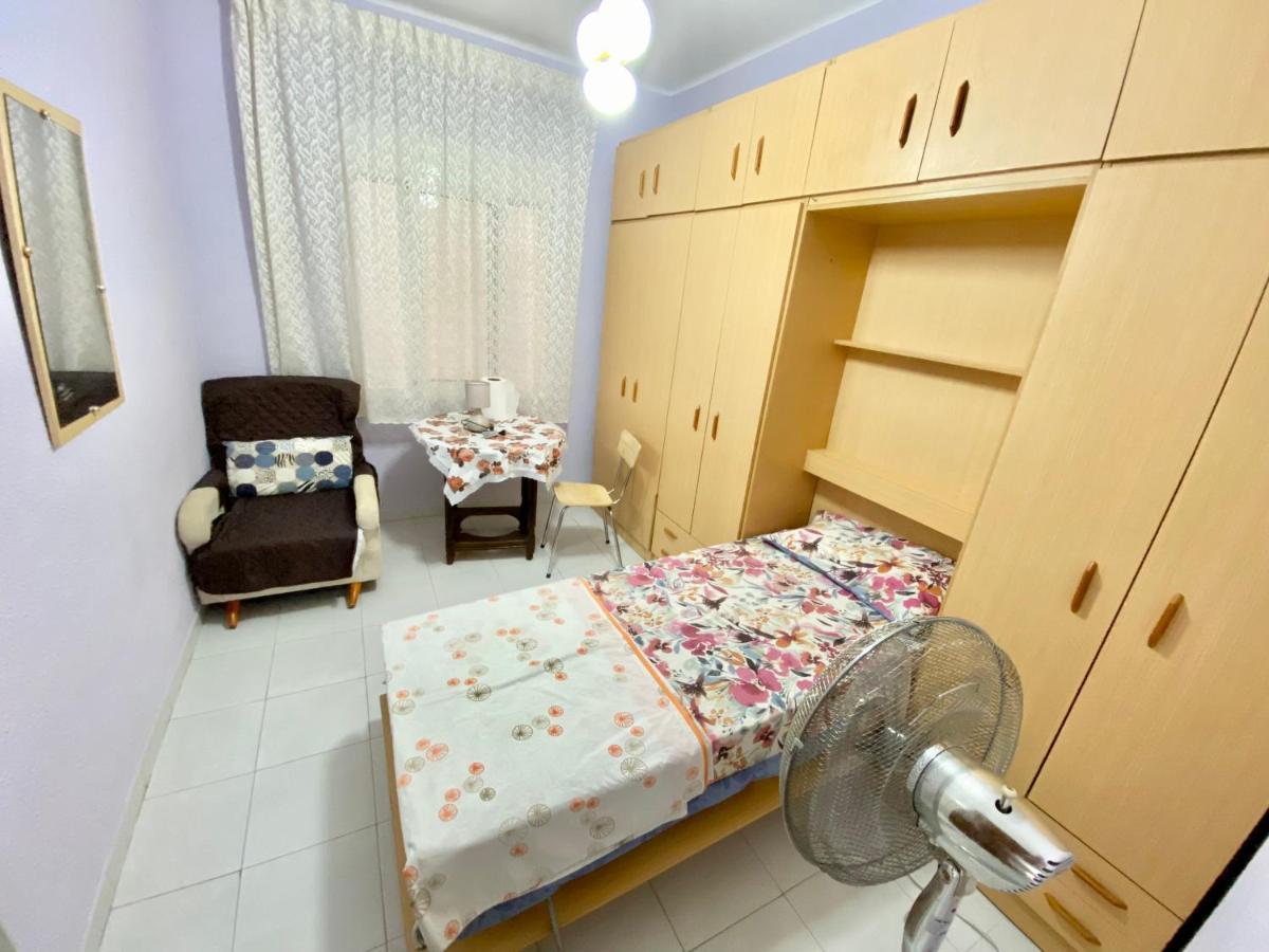 Apartamento Barato En Piso Familiar Compartido El Centro De La Ciudad Cerca De La Estacion De Autobuses